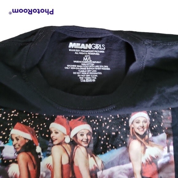 MEAN GIRLS HOLIDAY CROPPED TSHIRT - M/L - Picture 3 of 5